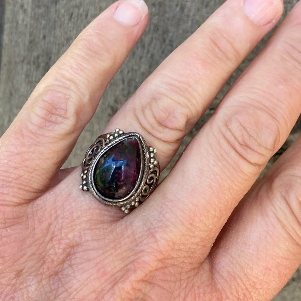925 RING Ruby Zoisite Red Purple Stone VINTAGE Sterling Silver Burgundy Size 7